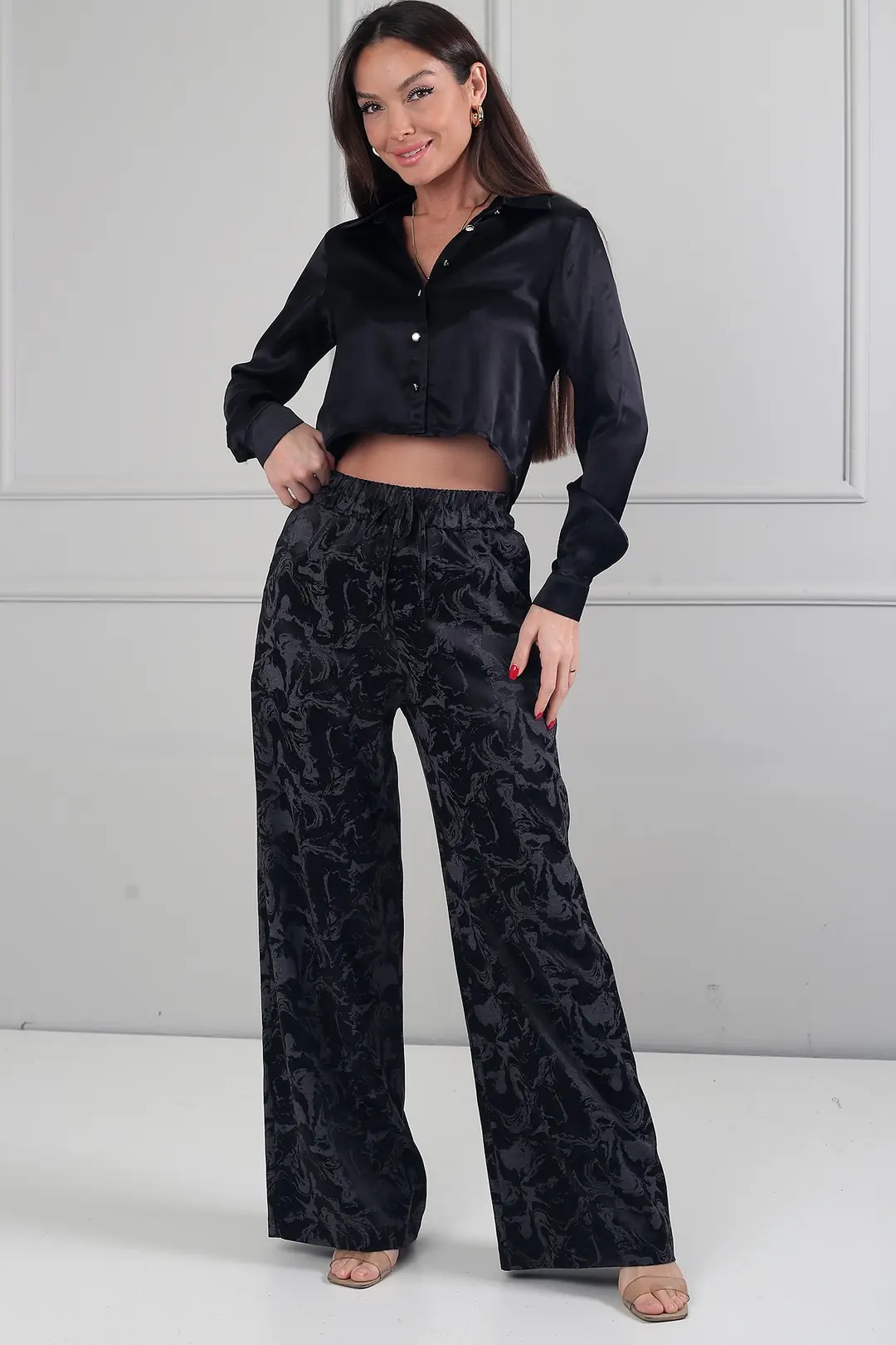 Kadın Beli Lastikli Soyut Desenli Palazzo Saten Pantolon - Siyah