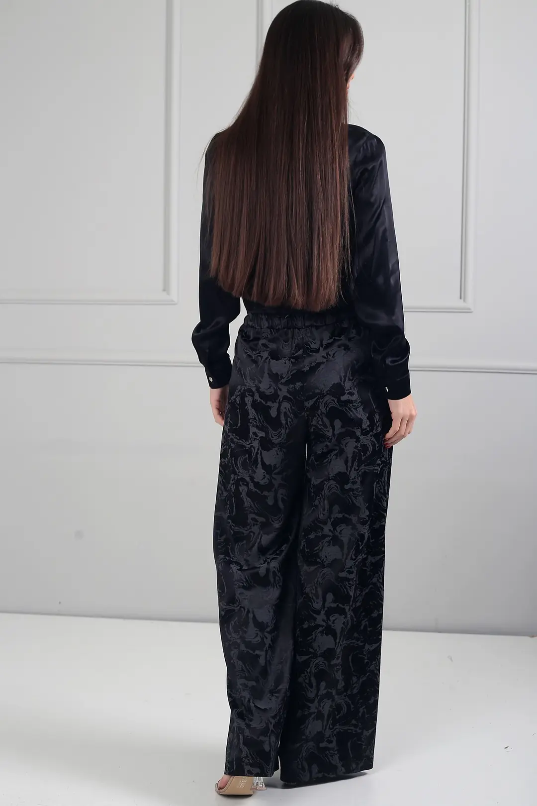Kadın Beli Lastikli Soyut Desenli Palazzo Saten Pantolon 4