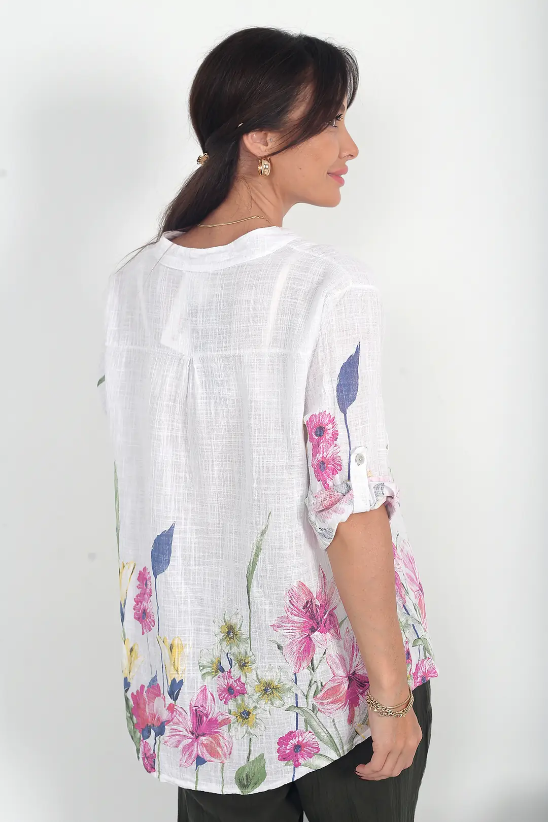 Kadın İtalyan Etek Uçları Ve Kolları Büyük Çiçekli Oversize Cotton Gömlek 4