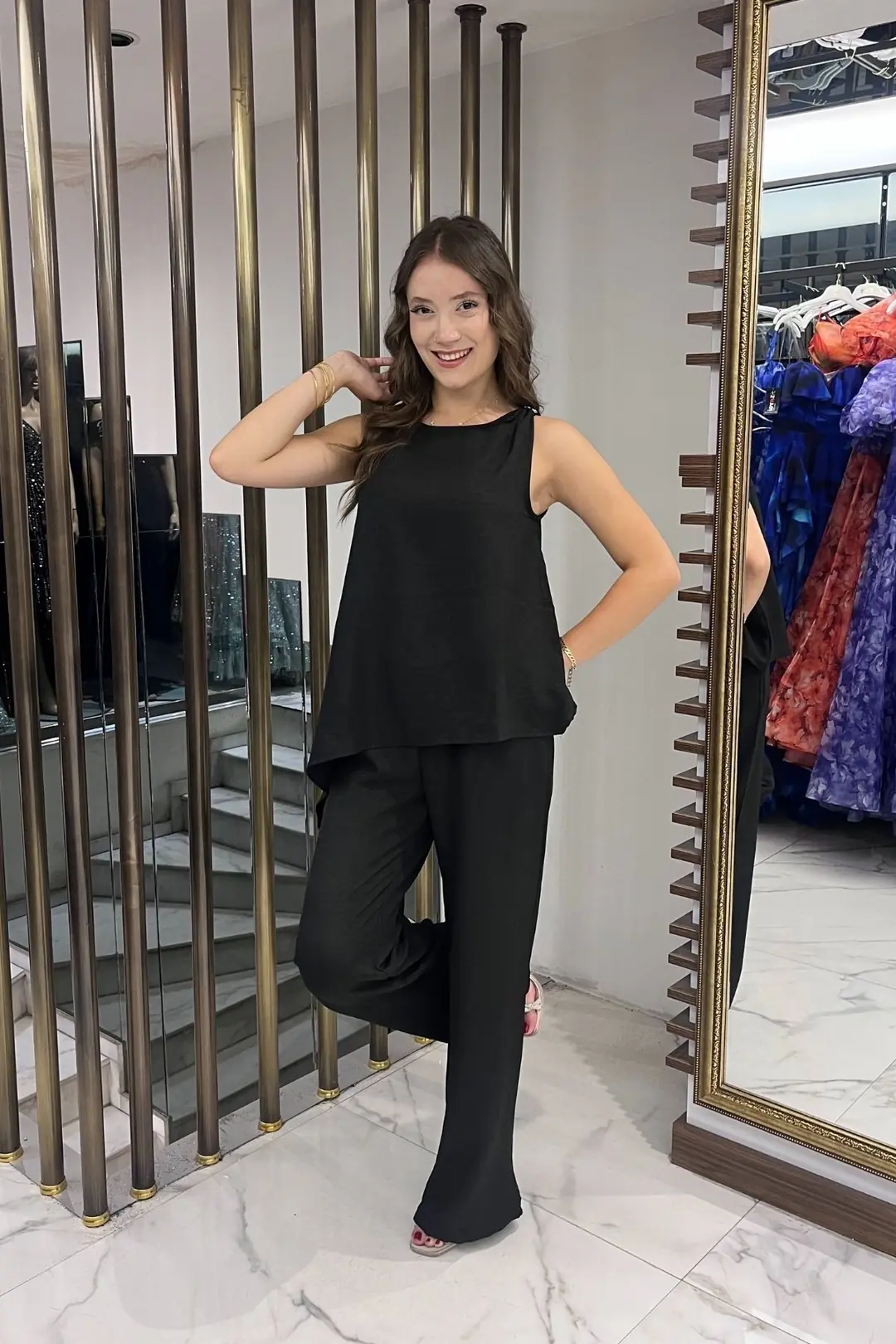 Kadın  Toka Detaylı Eteği Asimetrik Bluz Beli Lastikli Cepli Palazzo Pantolon Keten 2'li Takım - Siyah