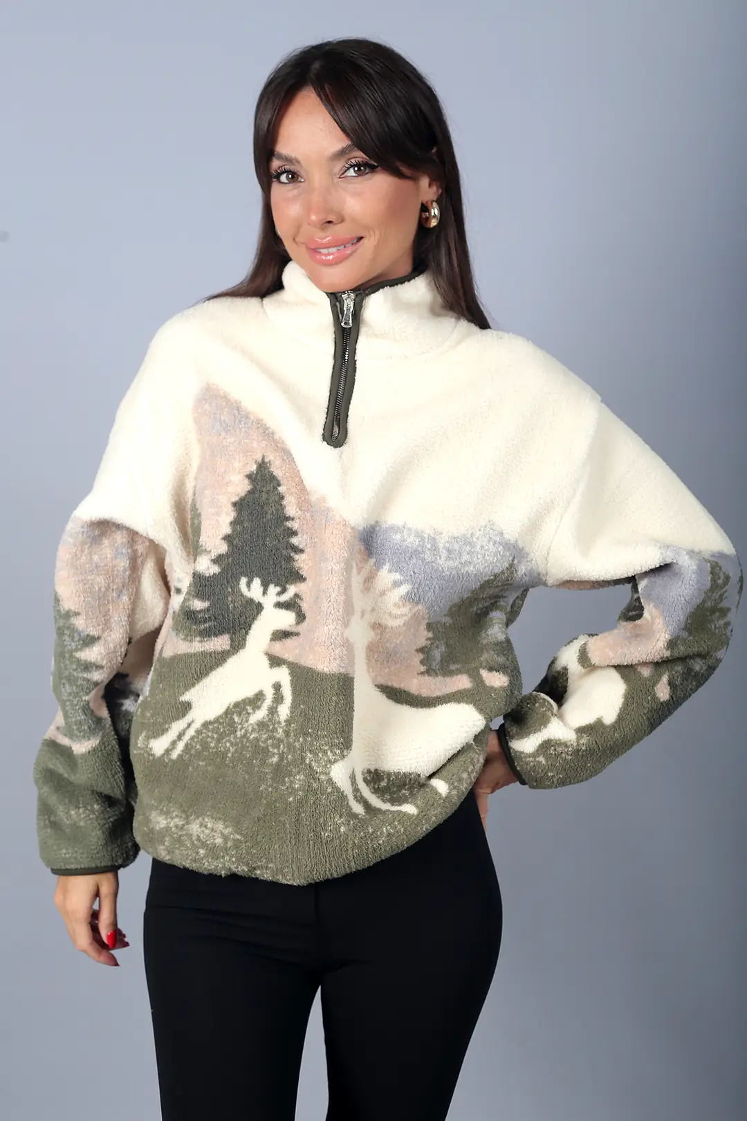Kadın Dik Yaka Fermuarlı Cepli Çam Ağacı - Geyik Desenli Peluş Sweat 2