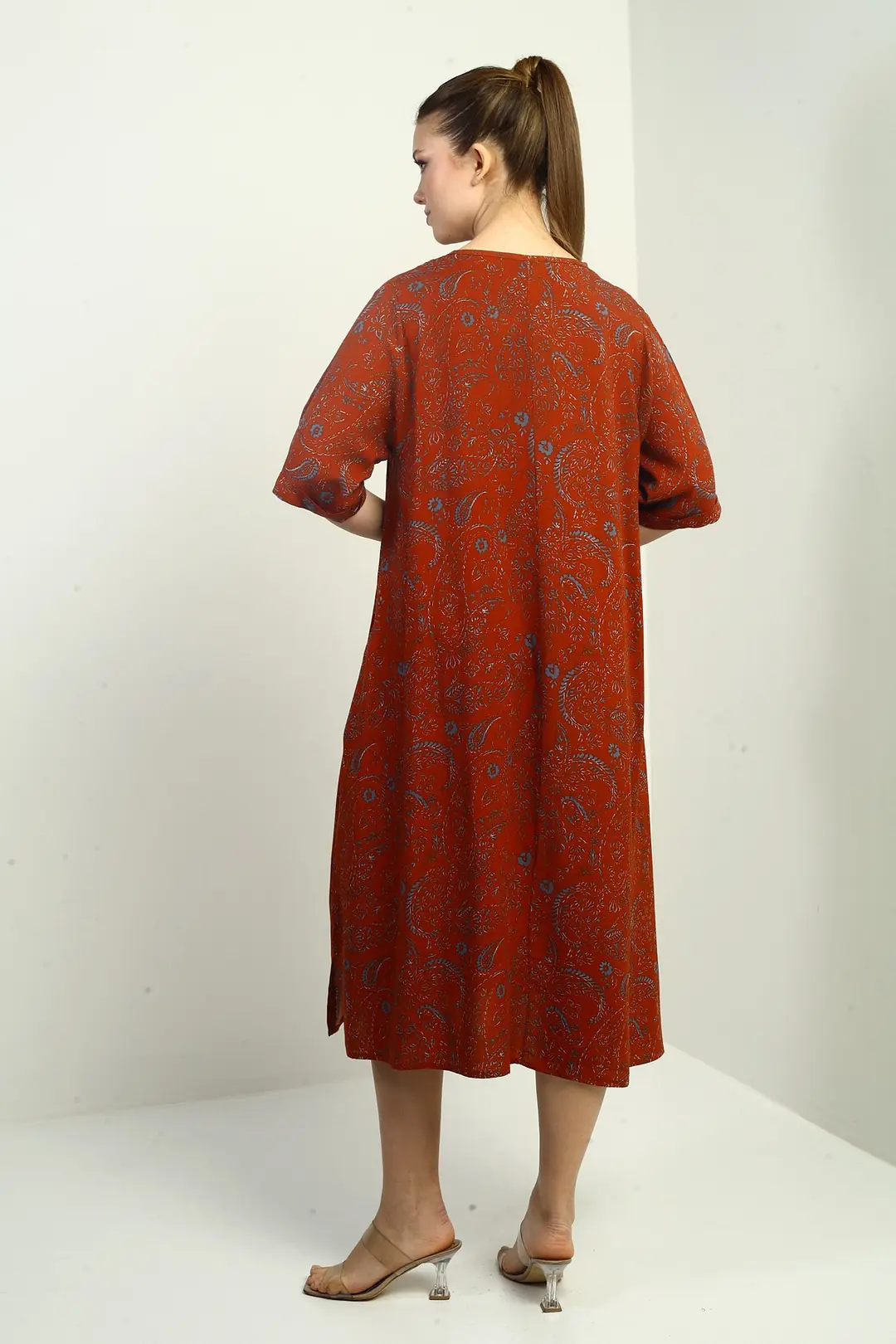 Kadın Şal Desenli Cepli Oversize Elbise 4