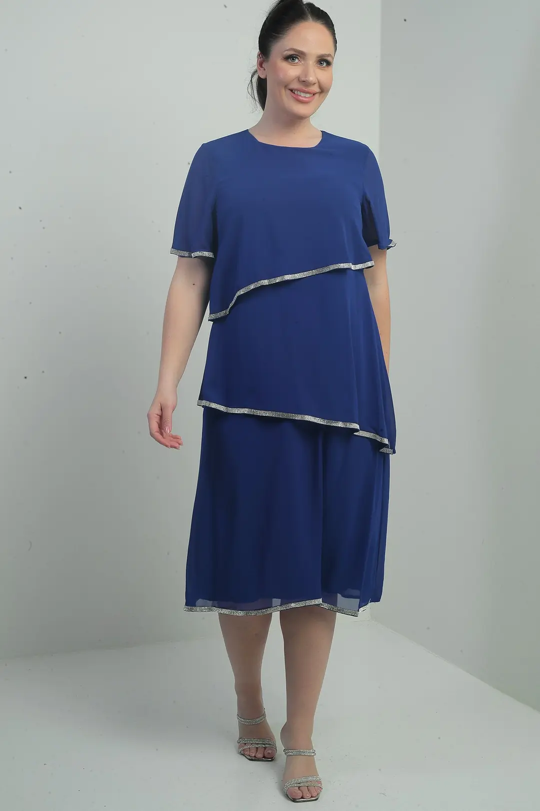 Kadın Taş Detaylı Astarlı Kısa Kollu 3 Kat Şifon Büyük Beden Elbise 2