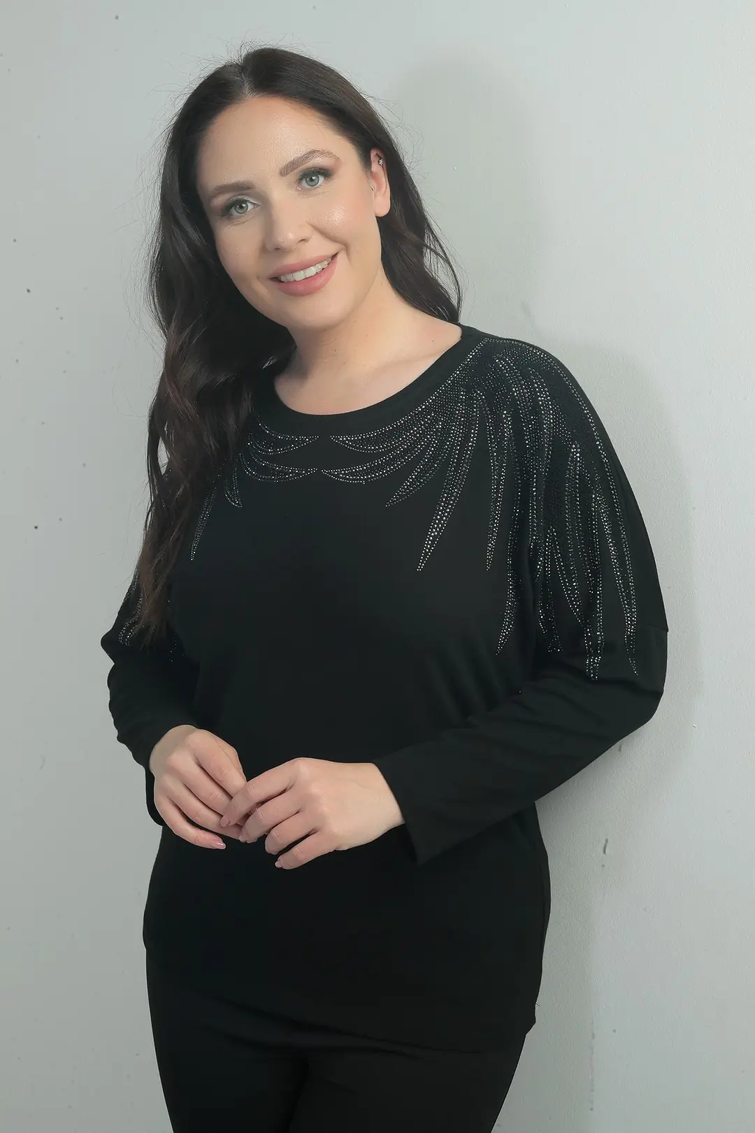 Kadın Taşlı Kanat Model Likralı Çilek Büyük Beden Bluz - Siyah