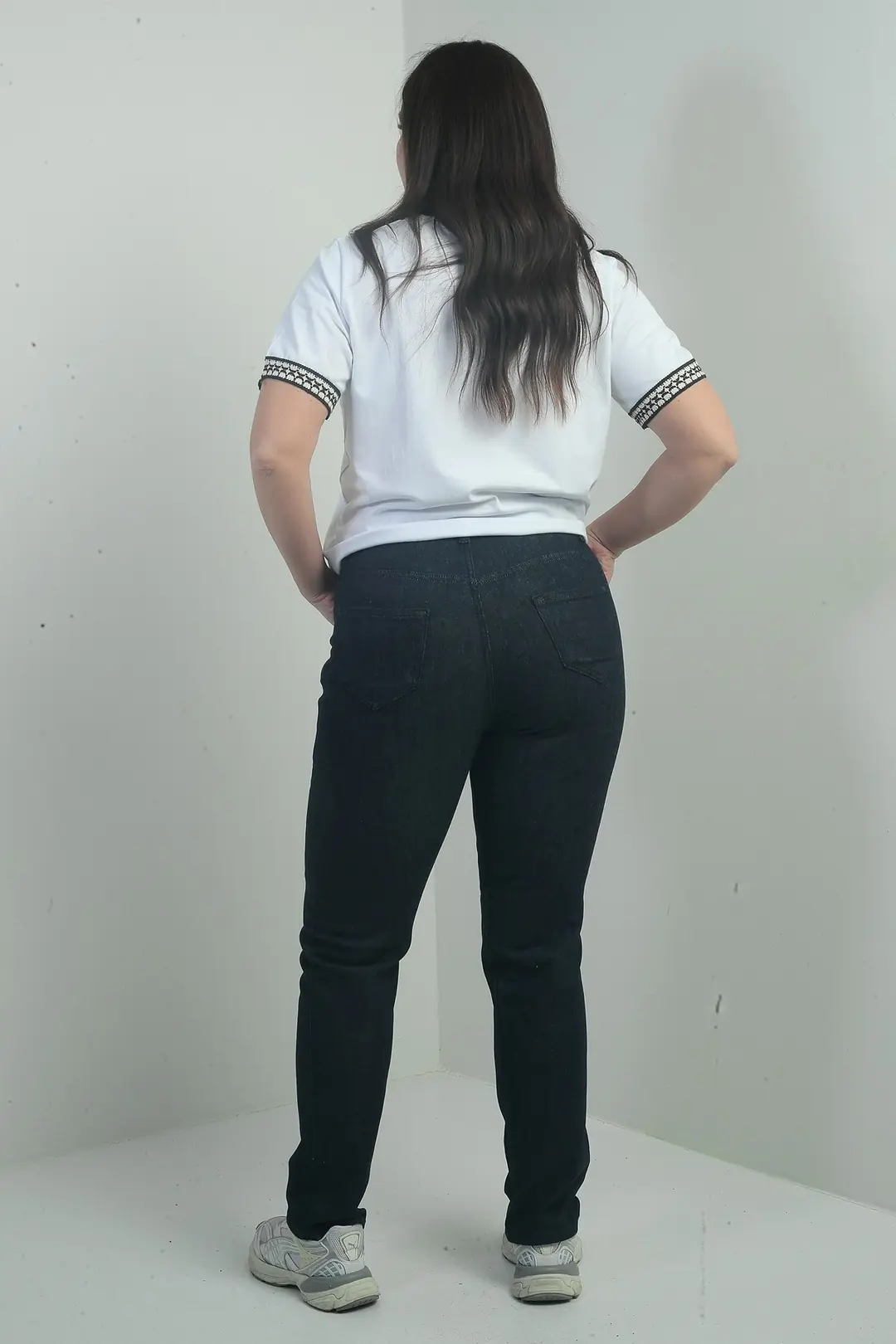 Kadın Yüksek Bel Boru Paça Likralı Büyük Beden Kot Pantolon 4