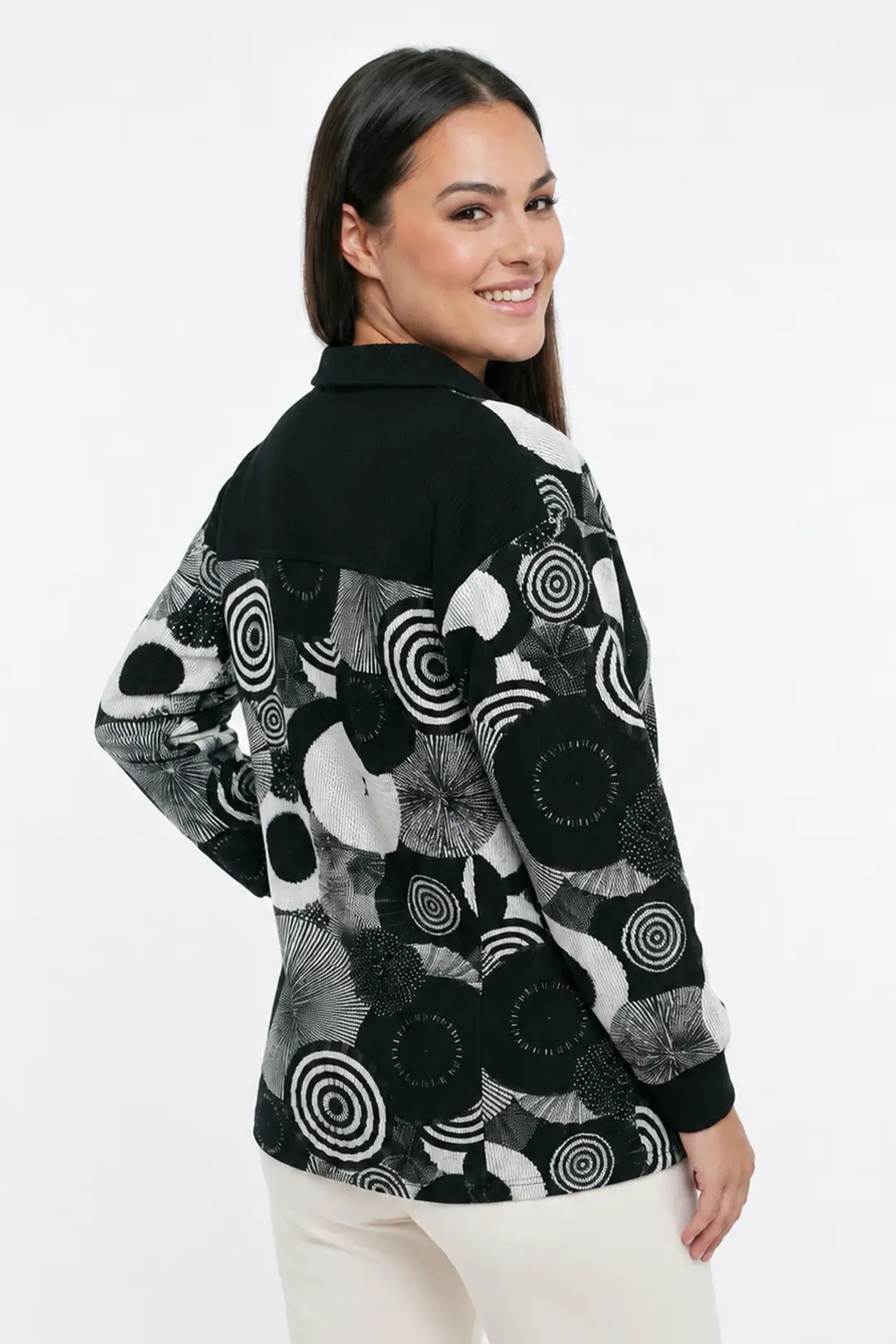 Kadın Soyut Dairesel Desenli Büyük Cepli Büyük Beden Cotton Gömlek 4