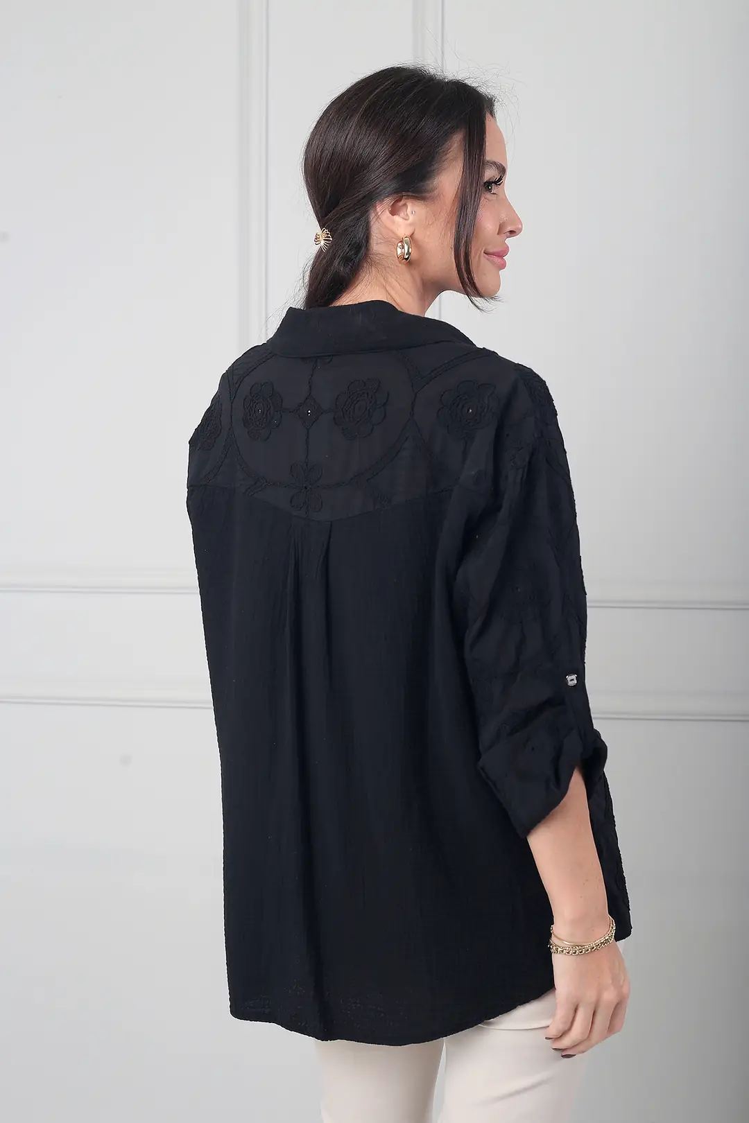 Kadın İtalyan Tek Cepli Çiçek İşlemeli Cotton Gömlek 4