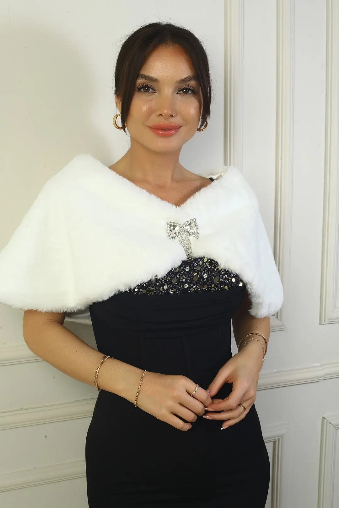 Kadın Broşlu İçi Astarlı Bolero 3