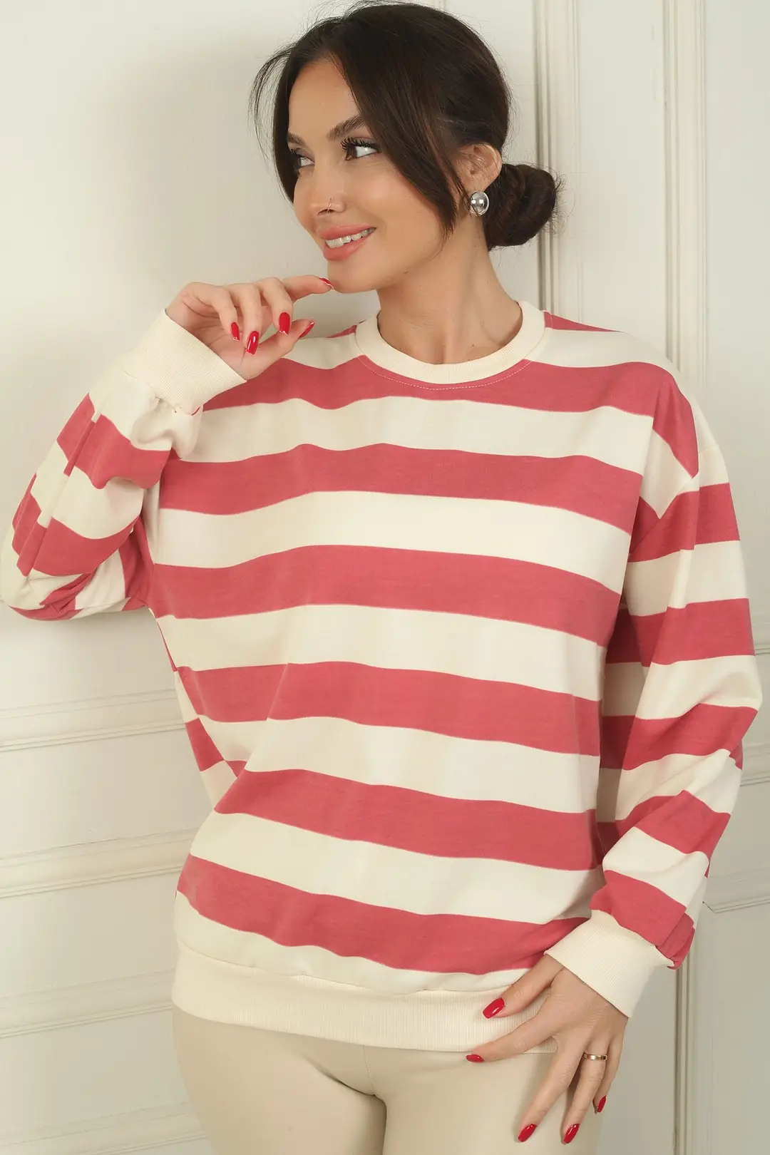 Kadın Enine Çizgili Rahat Kalıp Sweatshirt 3