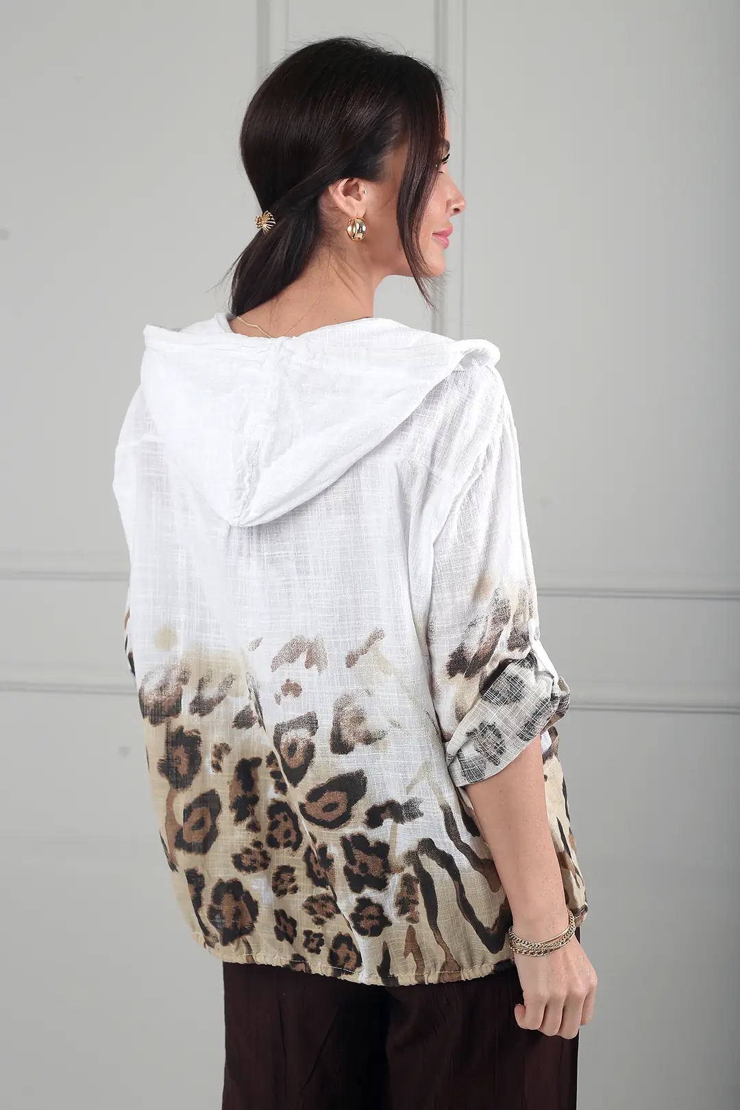 Kadın Kapüşonlu Düğmeli Uzun Kollu Cepli Leopar Desen İtalyan Cotton Fermuarlı  Ceket 4